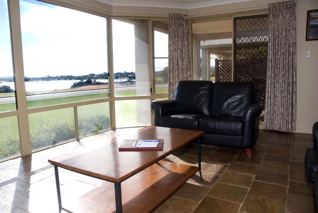 Pelican Shore Oceanfront Villa 6 Kalbarri Bilik gambar