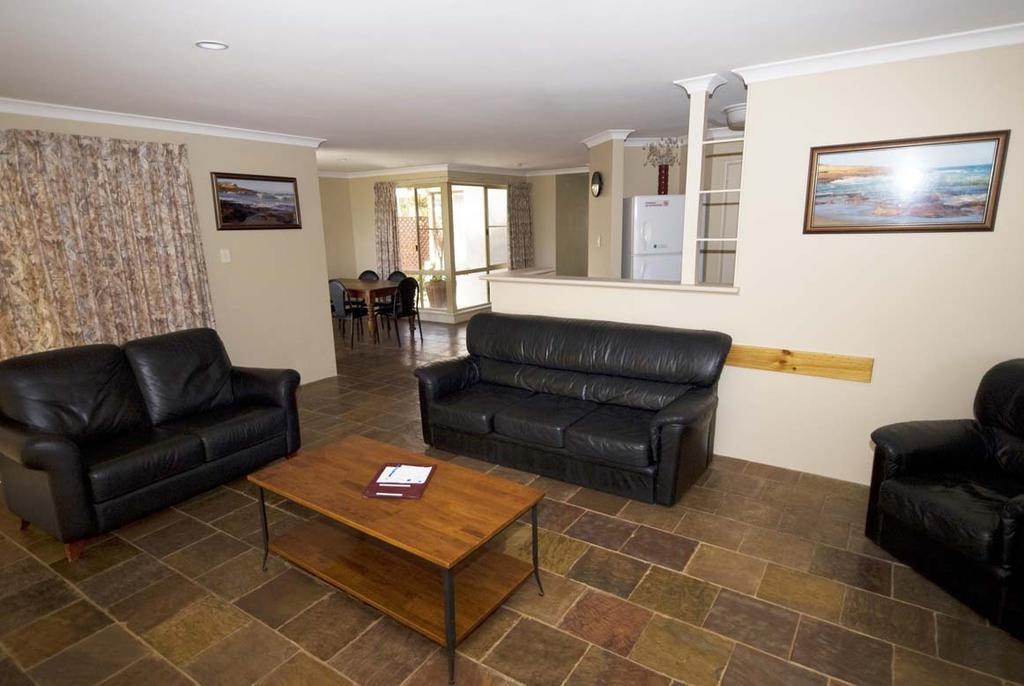 Pelican Shore Oceanfront Villa 6 Kalbarri Bilik gambar